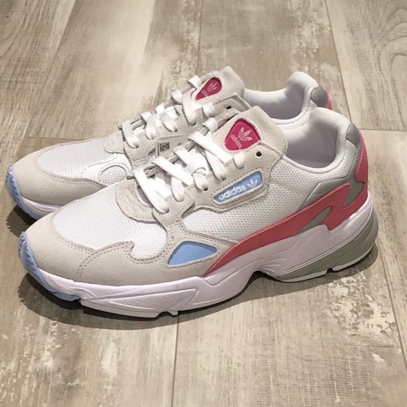 adidas original falcon w